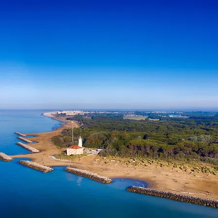 Charming Two-storey Flat