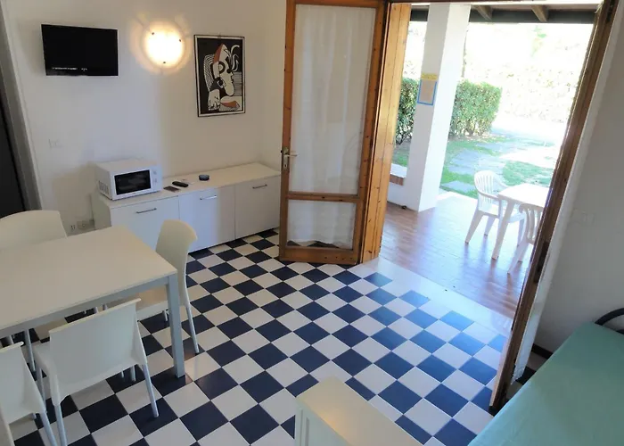 Вилла Charming Two-storey Flat