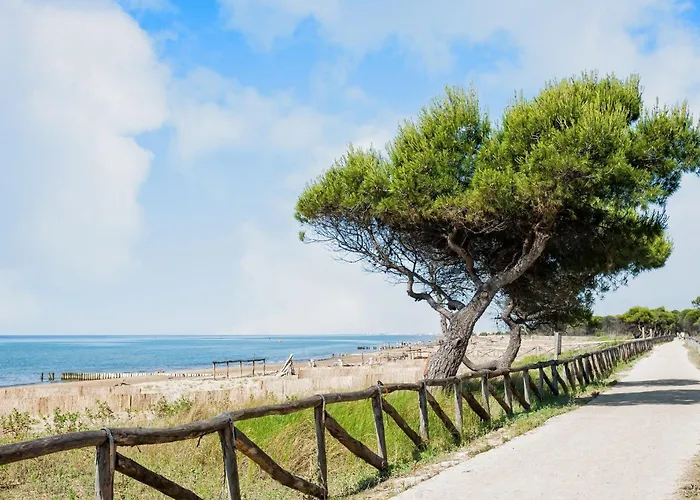 Charming Two-storey Flat Вилла